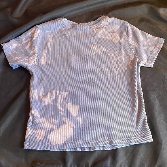 MEDIUM Women's Public Library Happy Daze Graphic Crop Top - Picture 6 of 8